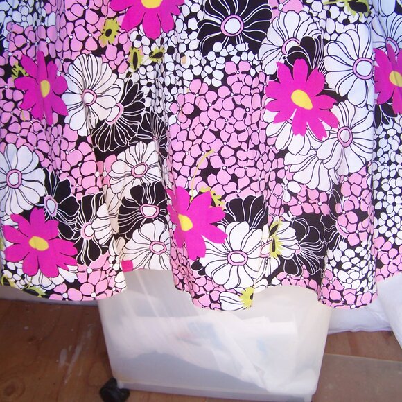 Dress Barn Petite Floral Fit and Flare Dress Sz 12P - Picture 5 of 10